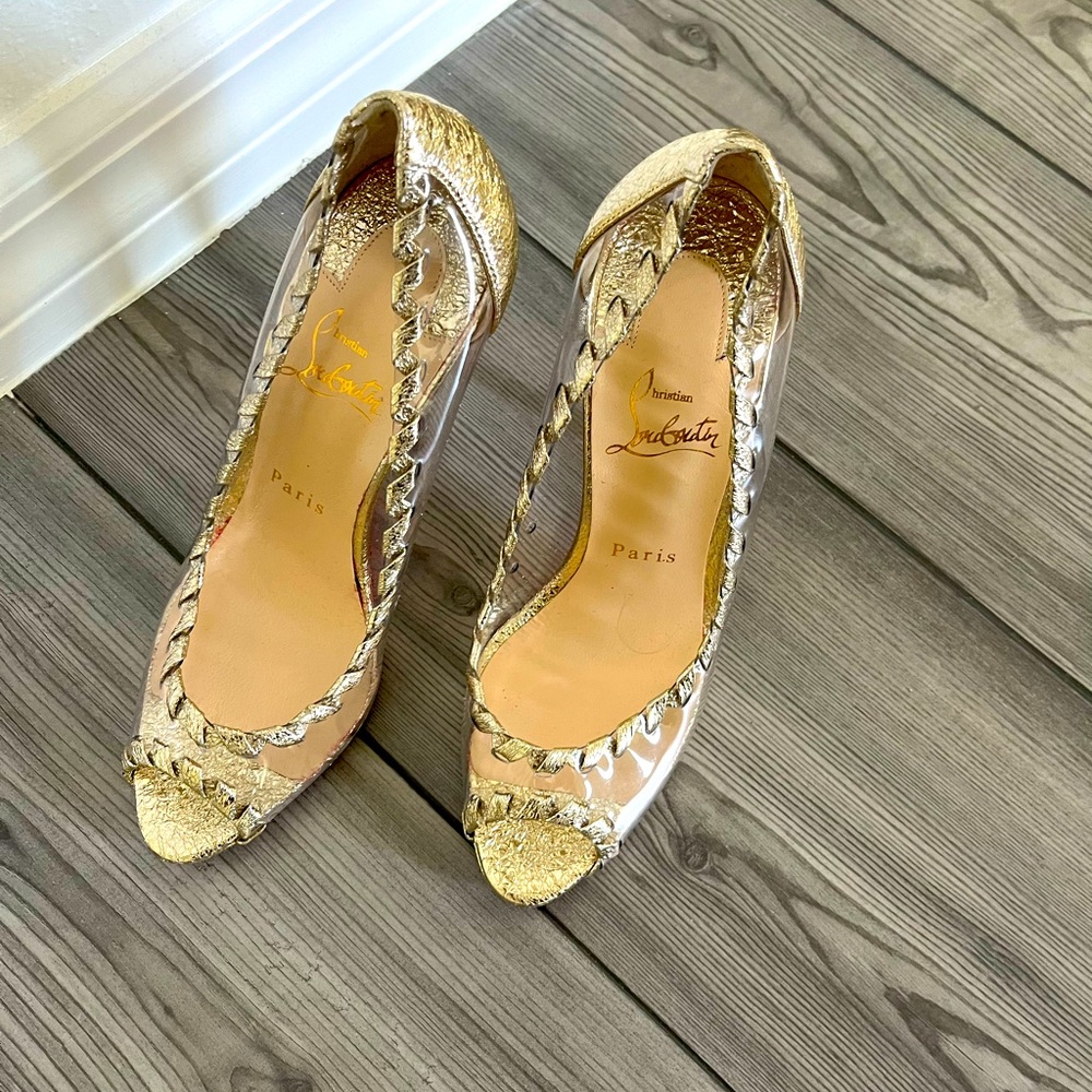 Authentic like new Hargaret Christian Louboutin heels